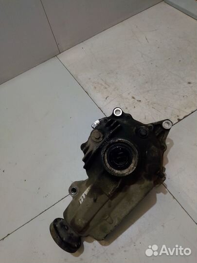 Редуктор переднего моста двигатель 3,5л GS350