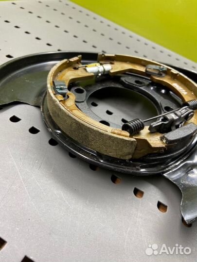 Механизм ручника Kia Rio 3 1.6 2017