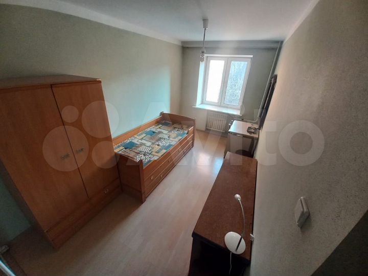 Комната 12 м² в 3-к., 7/11 эт.