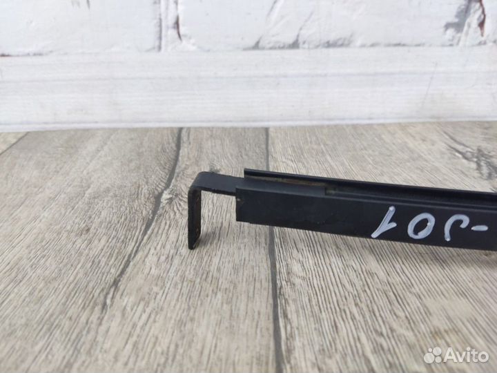 Направляющая стекла Задней левой двери Nexia