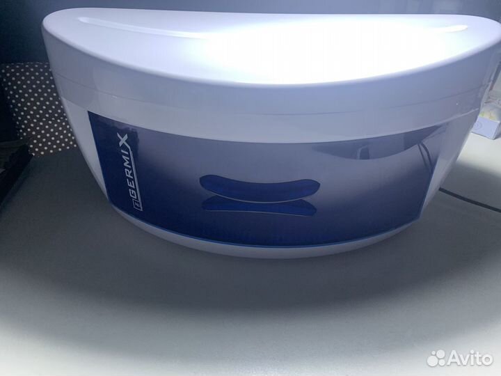 Ультрафиолетовый стерилизатор GermiX