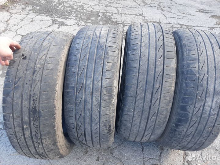 Hankook Ventus ME01 K114 215/60 R16 95H