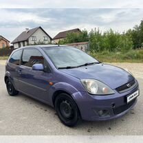 Ford Fiesta 1.6 AT, 2006, 138 000 км, с пробегом, цена 455 000 руб.