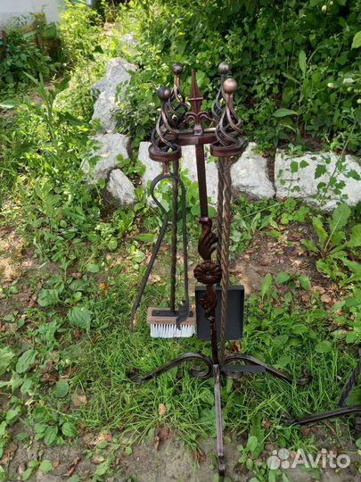 Совок и кочерга