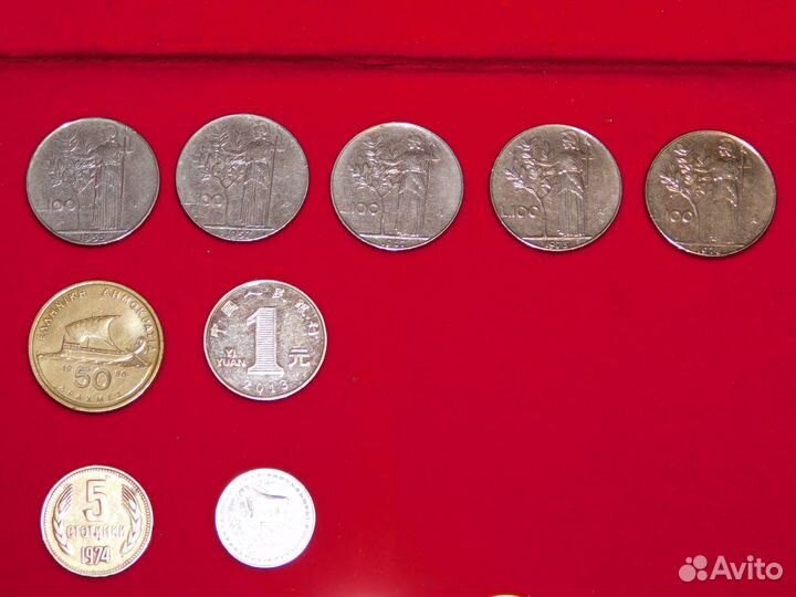 Монеты и банкноты разных стран