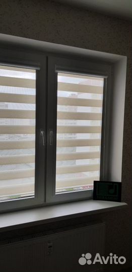 Рулонные шторы день ночь зебра Z0298-Y5246