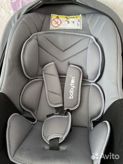 Автомобильное кресло