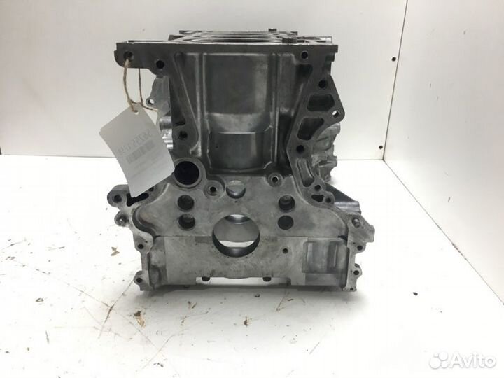 Блок цилиндров Nissan X-Trail NT30 QR20DE 2002