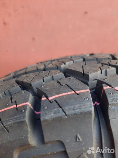 Hankook DynaPro ATM RF10 215/75 R15