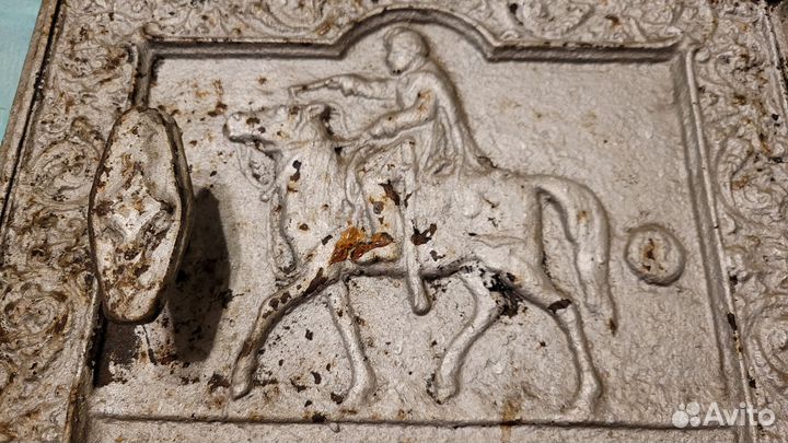 Дверца печная антикварная. Всадник