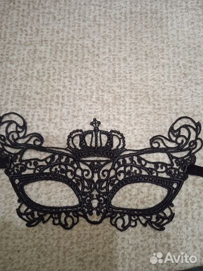 Маска карнавальная новая