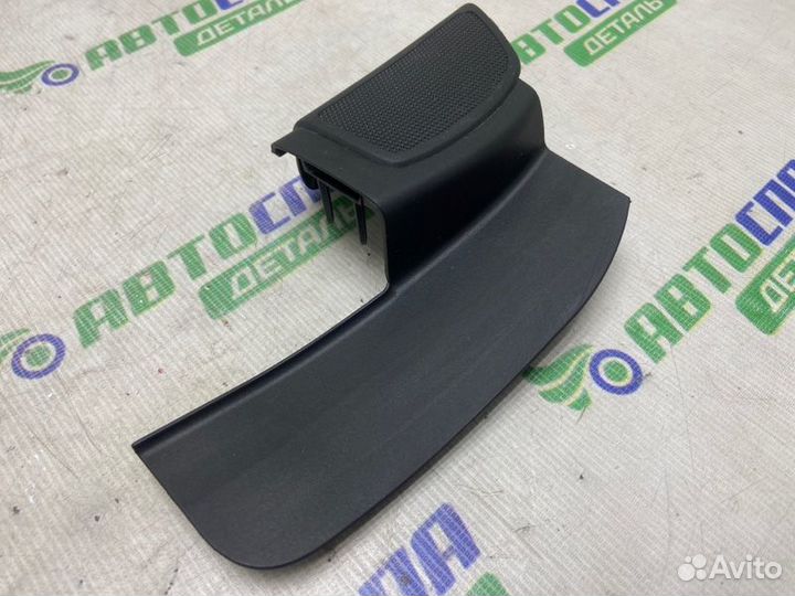Крышка динамика передняя левая Ford Focus DW10C