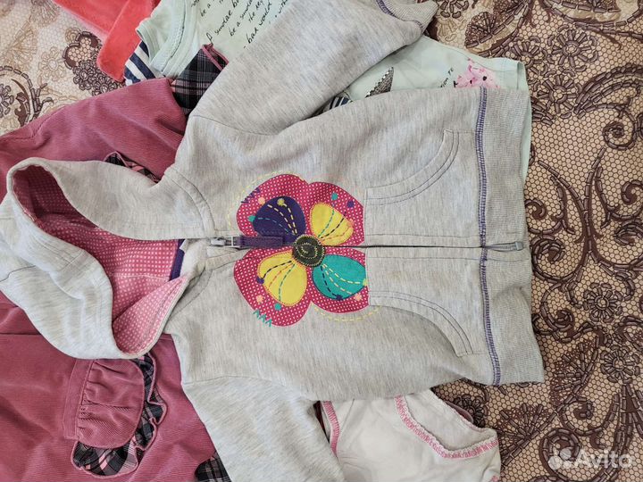 Одежда для девочки пакетом 2-4 года
