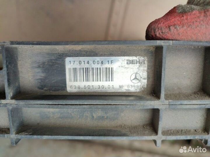 Радиатор двс Mercedes-Benz Vito W638