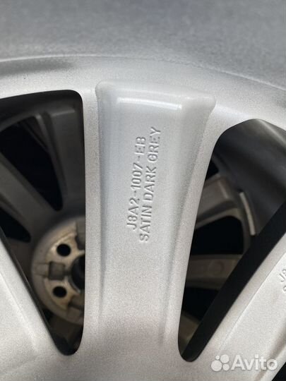 R20 Bridgestone Alenza 001 255/50, PCD 5x108 DIA 63.4