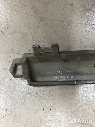 Молдинг переднего бампера левый