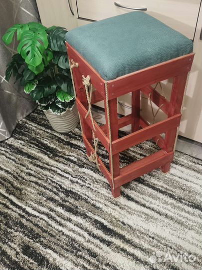 Стул барный