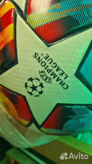 Футбольный мяч adidas лч 2022 Санкт-Петербург