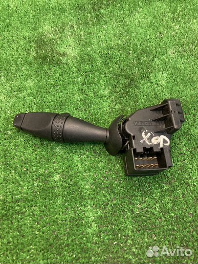 Подрулевой переключатель дворников Ford Fusion -1