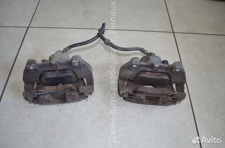 Суппорт тормозной передний Zafira B 305 мм