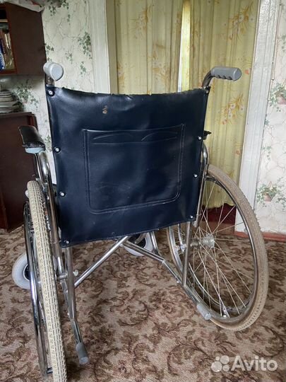 Инвалидная коляска