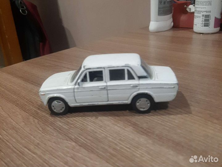 Коллекционная машинка