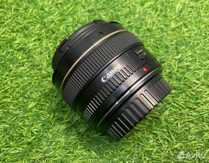 Объектив Canon 50mm 1 4