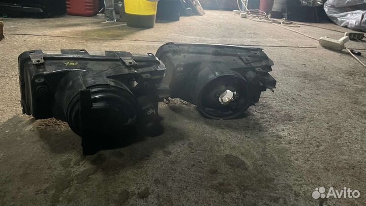 Фара правая audi 100 c4