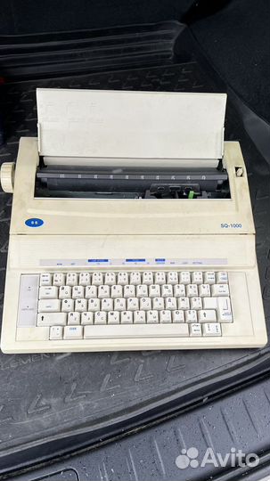 Печатная пишущая машинка