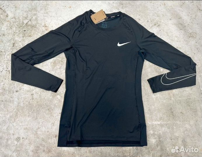 Лонгслив Nike Pro для тренировок