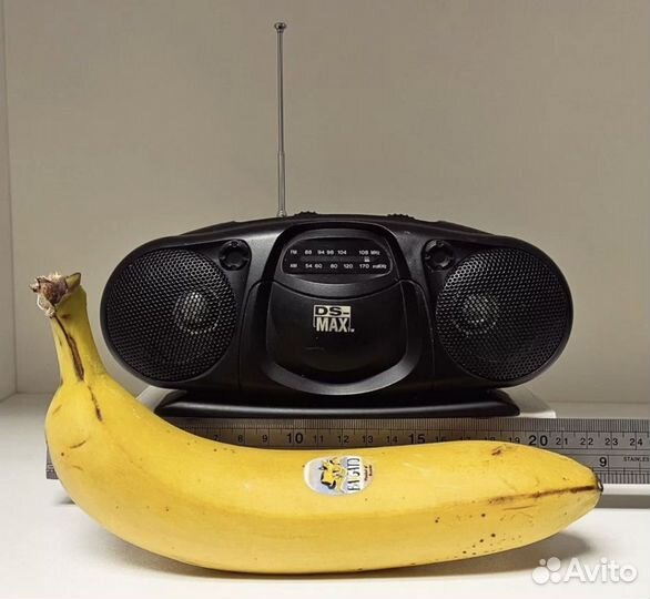 Стильный Радиоприемник из 90-х