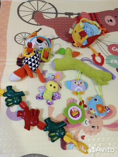 Развивающие игрушки для малышей