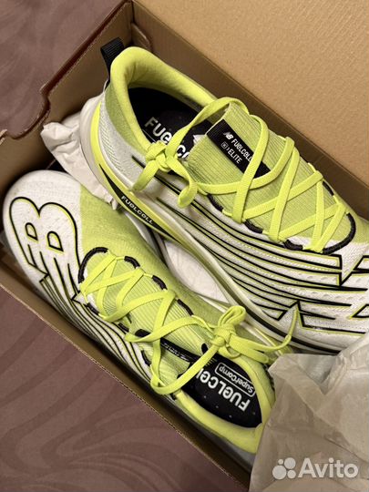 Кроссовки New Balance Fuelcell Supercomp Elite V3