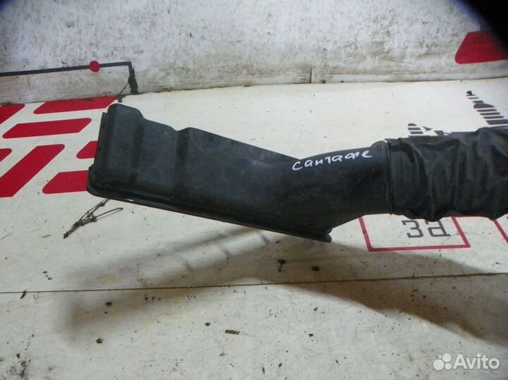 Патрубок воздушного фильтра Hyundai Santa Fe