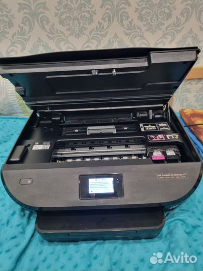 Принтер цветной HP 5575