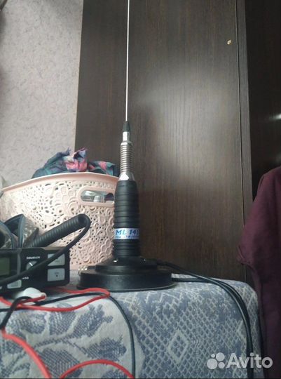 Автомобильная рация с антенной