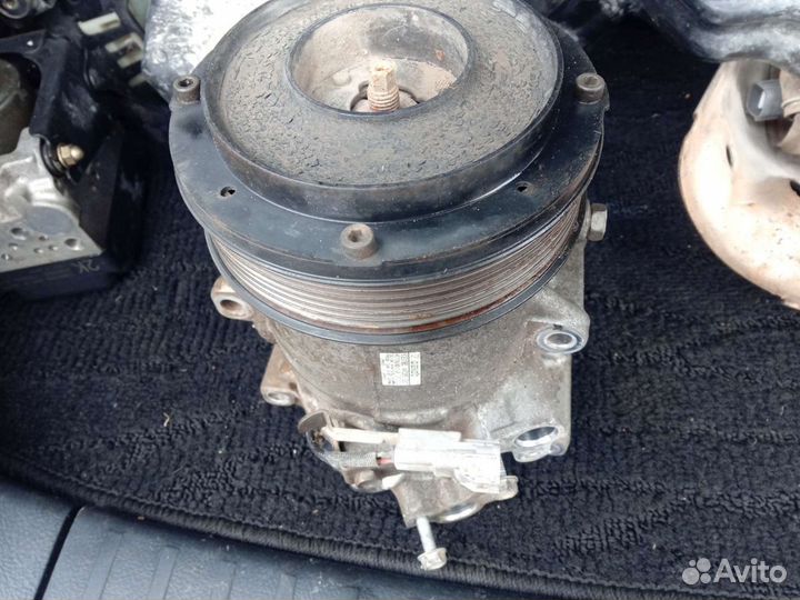 Компрессор кондиционера denso Toyota