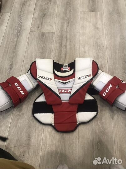 Нагрудник хоккейный