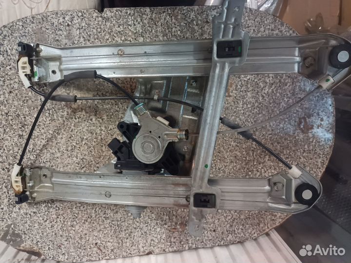 Стеклоподъемник Митцубиси Галант Mitsubishi Galant