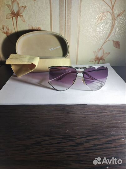 Солнцезащитные очки женские брендовые