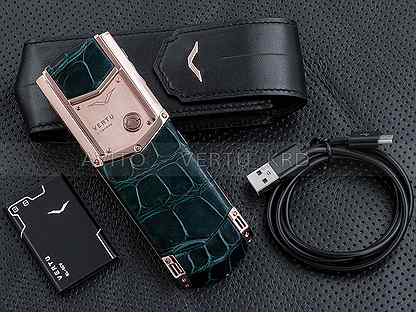 Vertu Signature S Design Red Gold Black DLC, 4 ГБ