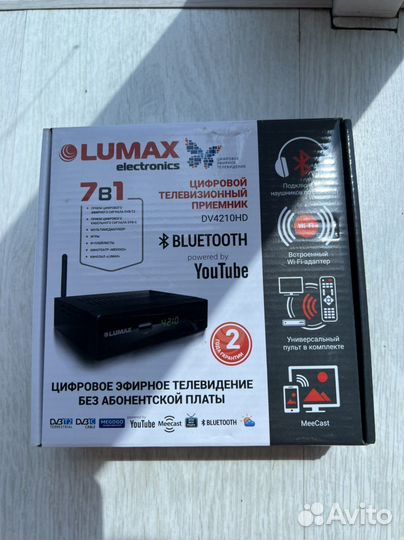 Приставка DVB-T2 Lumax DV4210HD