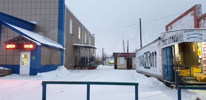 Здание, 1500 м²