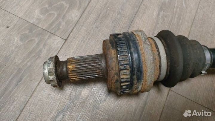 Привод задний левый Bmw X3 2.0D E83 N47 2009