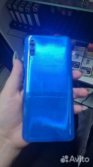 Samsung Galaxy A50, 6/128 ГБ