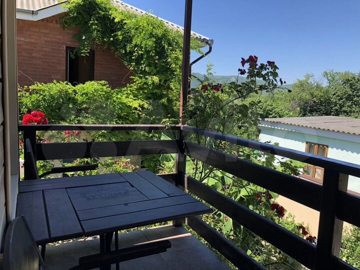 Комната 15 м² в 5-к., 2/2 эт.