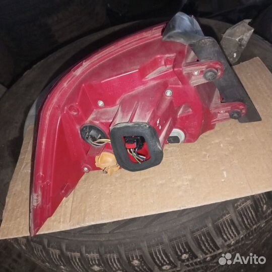 Стоп-сигнал задний правый Volkswagen Passat B7 362