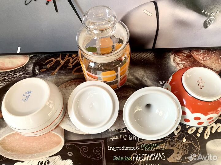 Сервизы, чайники, сахарницы, соусники