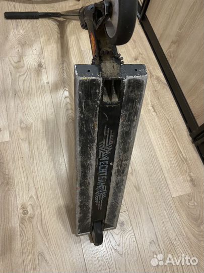 Трюковой самокат Tech Team Shreder