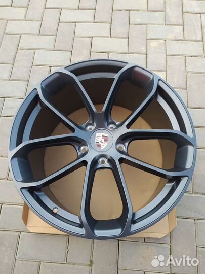 R21/5/130 Porsche Cayenne turbo S, GTS, Panamera